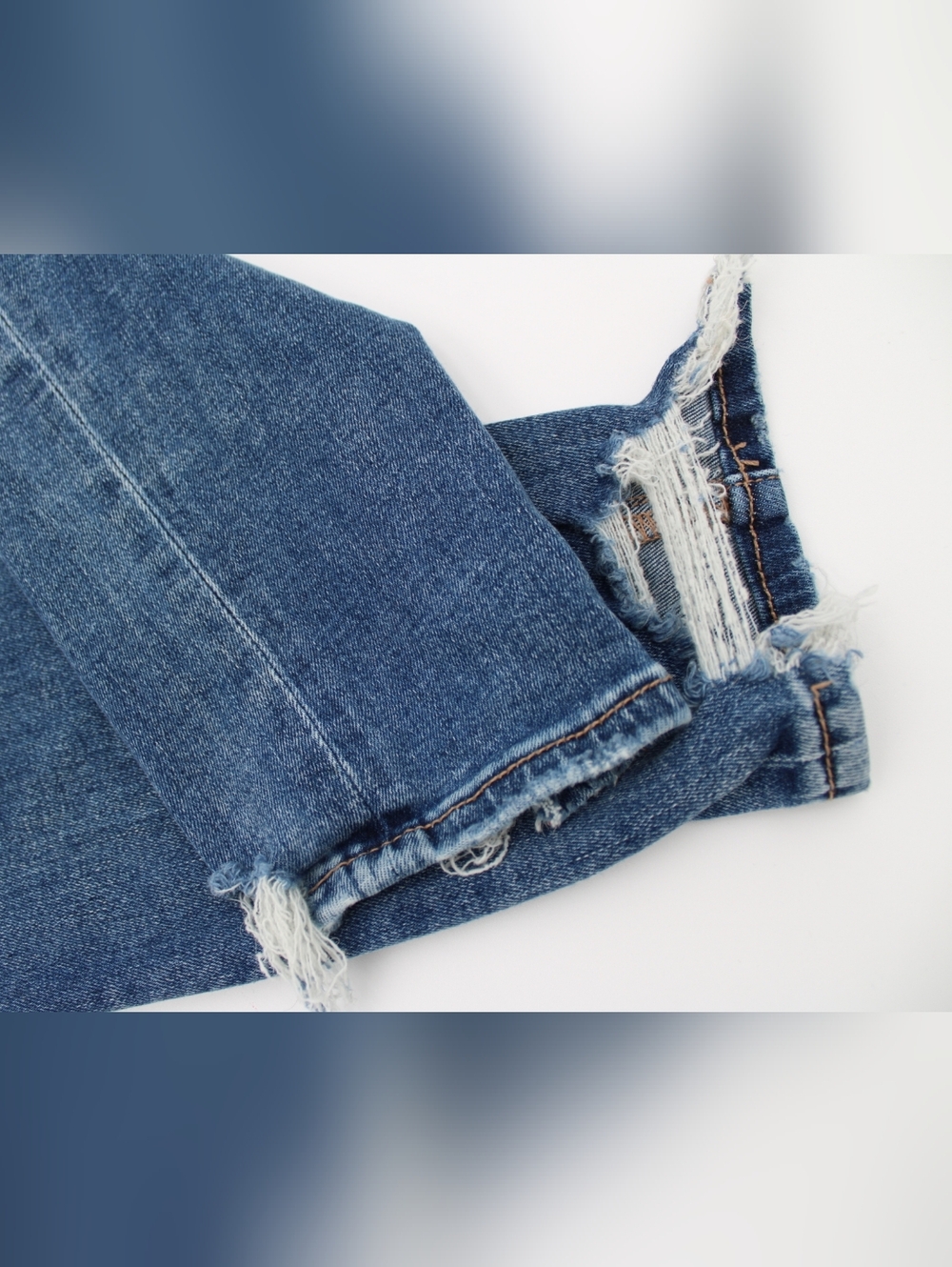 American Eagle Size 6R Distressed Cutout Denim Jeans - Picture 2 of 7